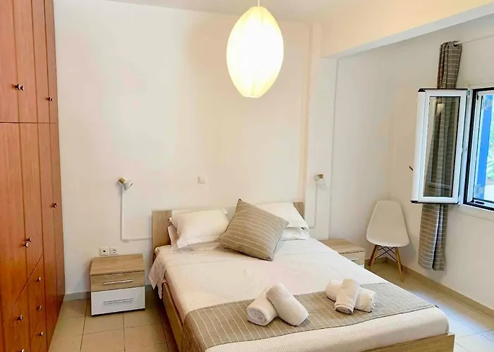 Aristea\'S Place Askeli